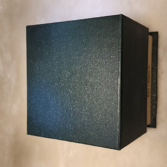 Pier 1 2019 Li Bien Ornament - Picture 9 of 10